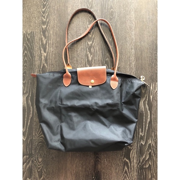 Longchamp Handbags - Longchamp Le Pliage Large Tote
